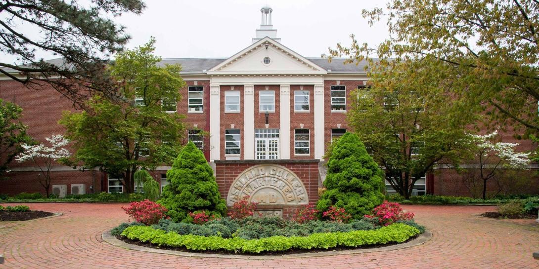 Ashland University Logo